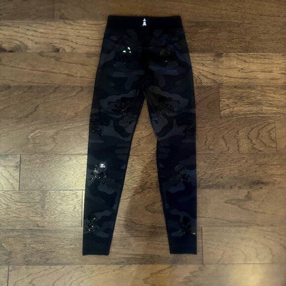 Ultracor camo leggings medium - Picture 3 of 5